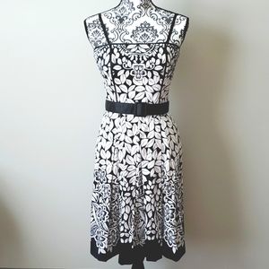 Beautiful strapless/strap dress